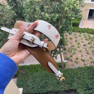 New without tags, Coach novelty pebbled floral strap